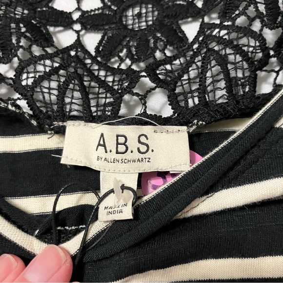 Striped Long Sleeve Top- Lace Details NWT - Picture 4 of 10